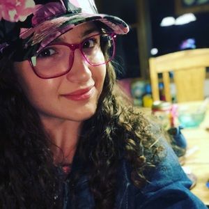 Meet your Posher, Kaylee